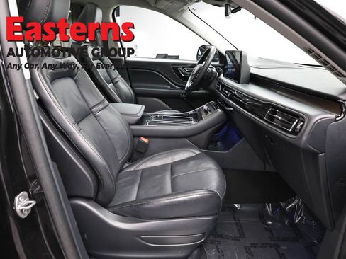 Used 2025 Lincoln Aviator Reserve w/ Illumination Package AWD/4WD image 25