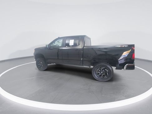 Used 2025 Chevrolet Silverado 1500 LT image 6