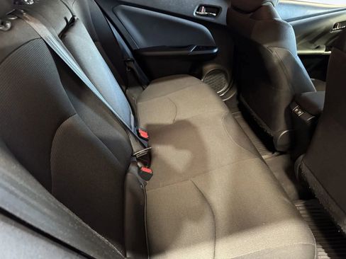 Used 2022 Toyota Prius L Eco image 7