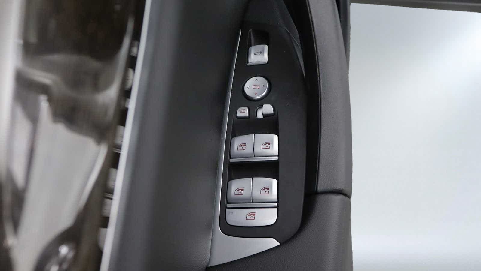 Used 2023 BMW X3 xDrive30i w/ Convenience Package AWD/4WD image 19