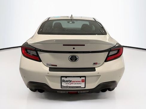 Used 2023 Toyota GR86 Premium w/ ALL Weather Mat Package (TMS) RWD image 5