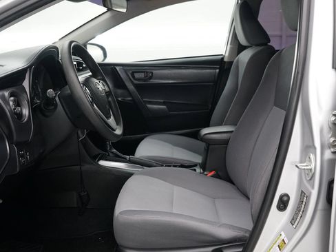 Used 2017 Toyota Corolla SE FWD image 22