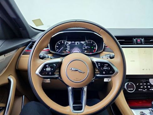 Certified 2023 Jaguar F-PACE S image 21
