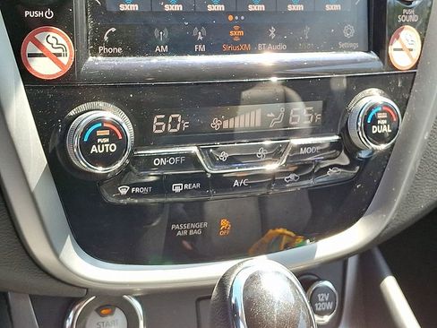 Used 2023 Nissan Murano SV image 16