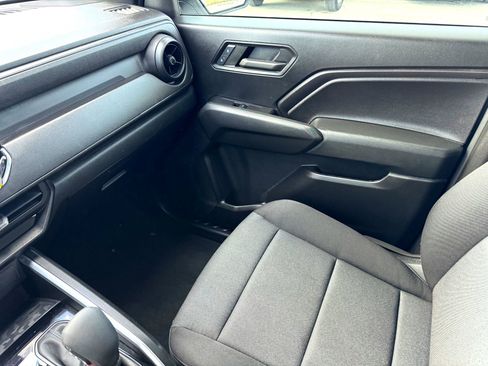 Used 2024 Chevrolet Colorado W/T w/ WT Convenience Package image 27