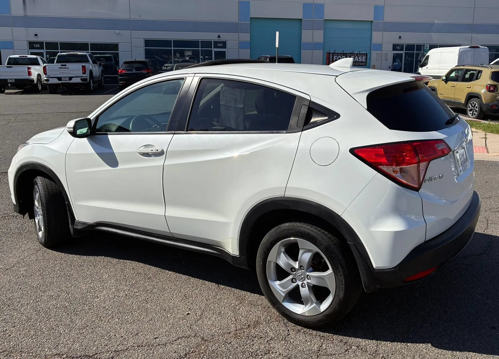 Used 2016 Honda HR-V EX image 7