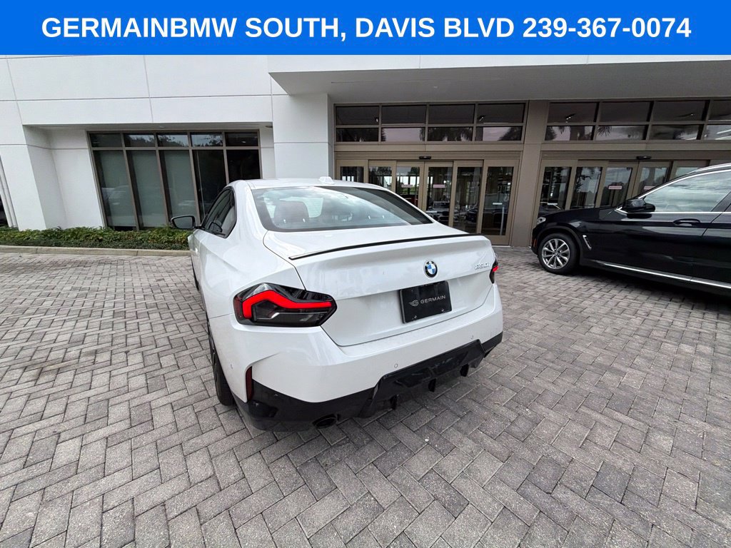 Certified 2024 BMW 230i Coupe w/ Premium Package RWD image 7