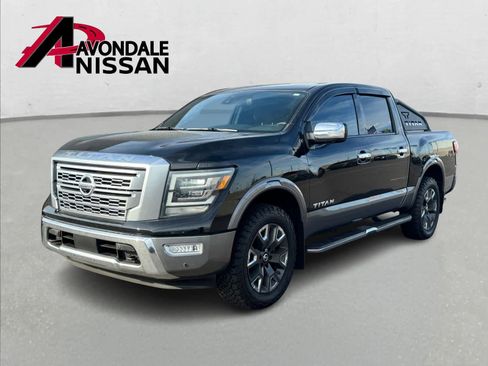 Certified 2022 Nissan Titan Platinum Reserve w/ Moonroof Package image 2