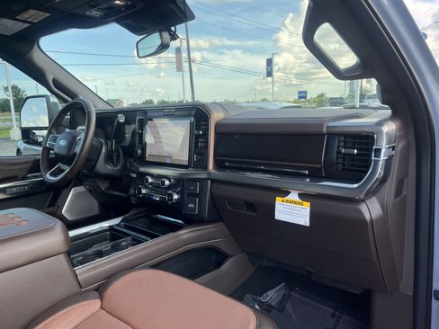 Used 2026 Ford F250 King Ranch w/ Chrome Package AWD/4WD image 16