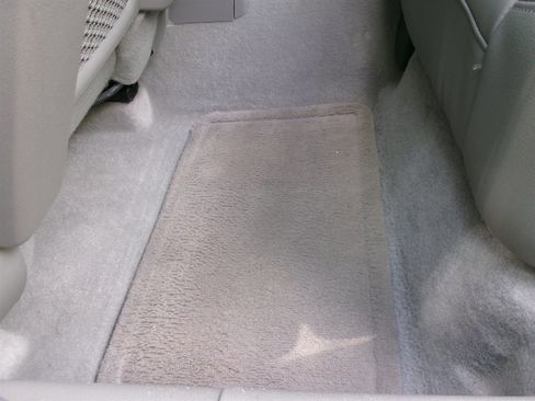 Used 2009 Saturn Aura XR image 19