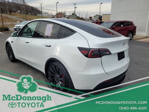 Used 2022 Tesla Model Y Performance image 10