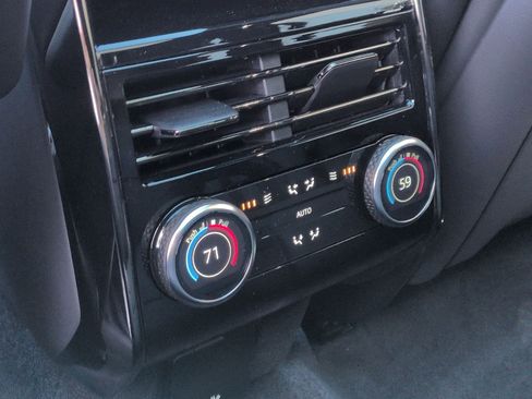 New 2026 Land Rover Range Rover Sport SE image 24