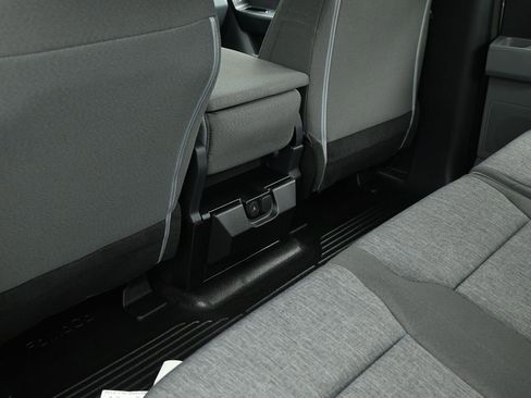 New 2026 Ford F250 XL w/ XL Chrome Package image 18