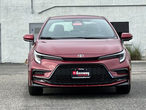 New 2026 Toyota Corolla SE image 9