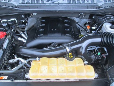 Used 2015 Ford F150 XLT w/ Equipment Group 302A Luxury image 24