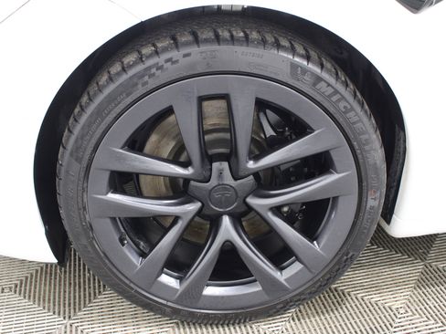 Used 2021 Tesla Model S Plaid AWD/4WD image 30