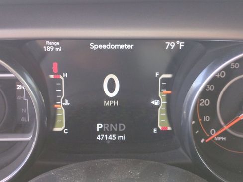 Used 2020 Jeep Wrangler Sport image 10