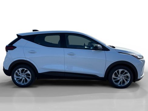 New 2027 Chevrolet Bolt LT w/ Comfort Package image 6