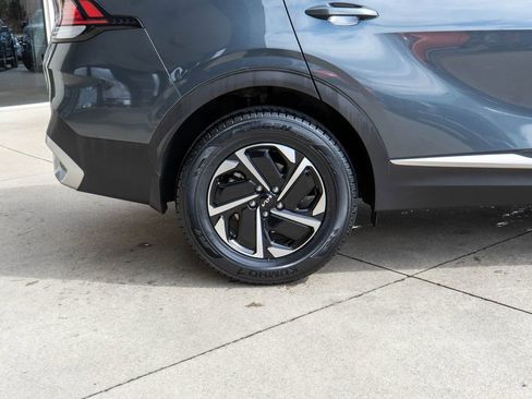 Certified 2023 Kia Sportage LX image 31