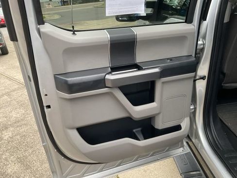 Used 2019 Ford F250 XLT image 30