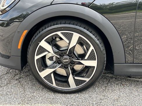 Used 2025 MINI Cooper S image 10