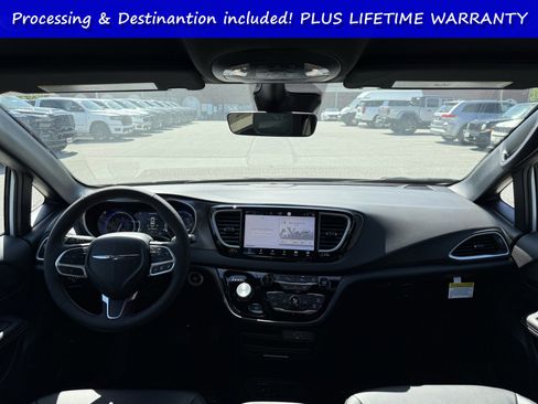 New 2026 Chrysler Voyager LX FWD image 16