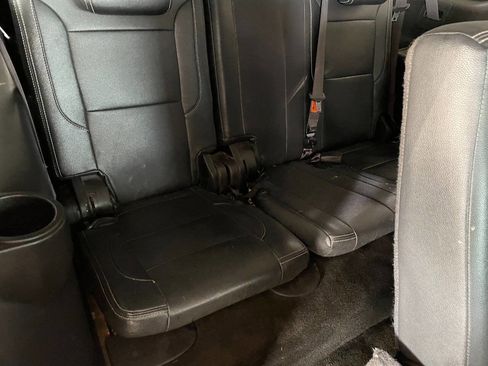 Used 2016 GMC Yukon XL SLE w/ Convenience Package image 29