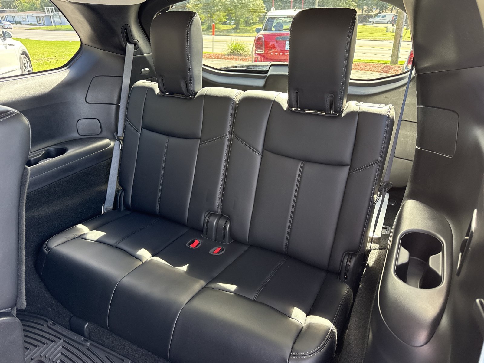Used 2019 Nissan Pathfinder SL FWD image 12
