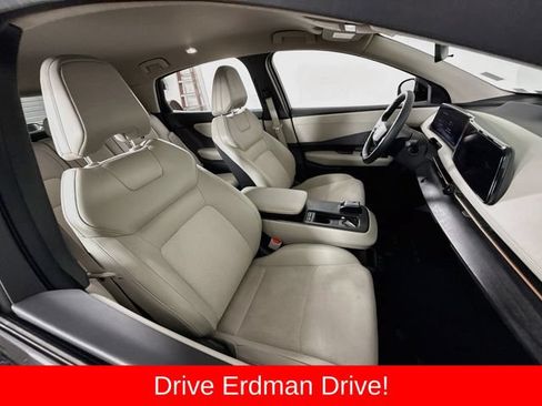Used 2023 Nissan Ariya FWD image 24