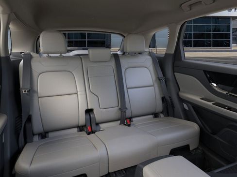 New 2026 Lincoln Corsair Premiere w/ Rear Removable Package Tray image 11