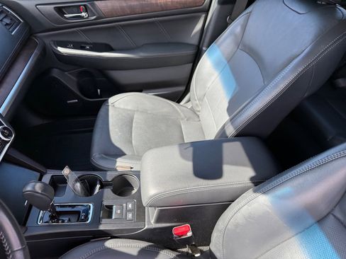 Used 2019 Subaru Outback 2.5i Limited image 14