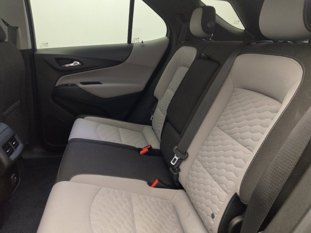 Used 2019 Chevrolet Equinox LS FWD image 18