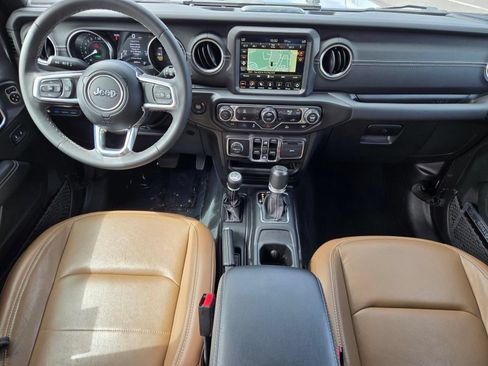Used 2023 Jeep Wrangler Unlimited Sahara AWD/4WD image 13