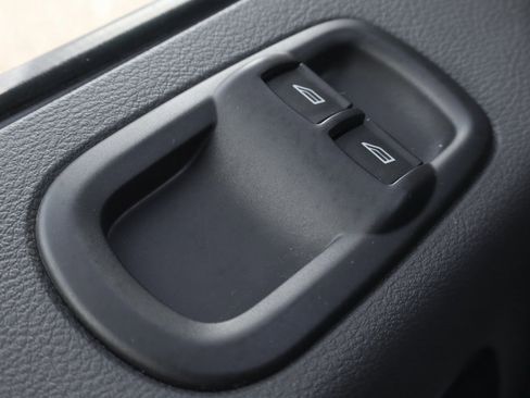 Used 2021 Ford Transit 350 XL image 17