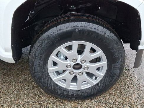 New 2026 Toyota Tacoma SR5 RWD image 8
