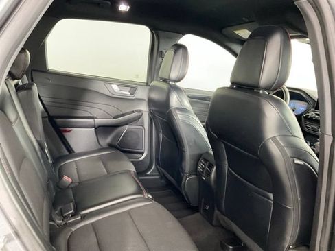 Used 2023 Ford Escape ST-Line AWD/4WD image 18