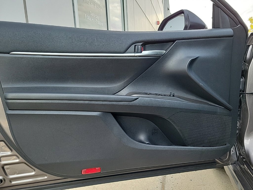 Used 2023 Toyota Camry SE FWD image 28