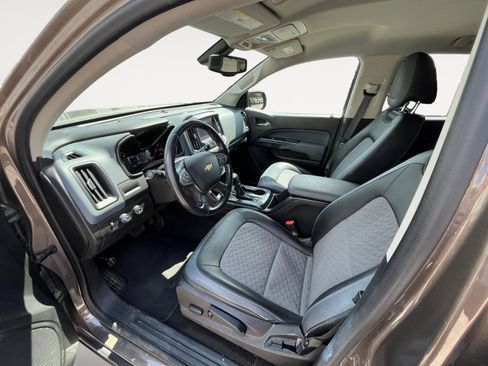 Used 2016 Chevrolet Colorado Z71 AWD/4WD image 18