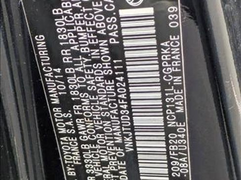 Used 2015 Toyota Yaris LE image 14