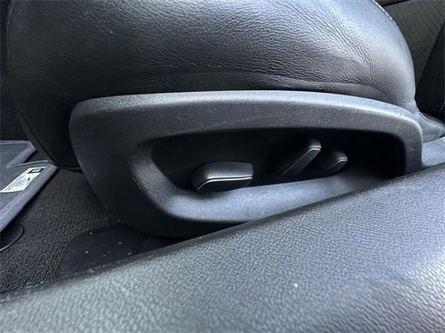 Used 2016 Chevrolet Corvette Stingray Coupe w/ 2LT Preferred Equipment Group image 25