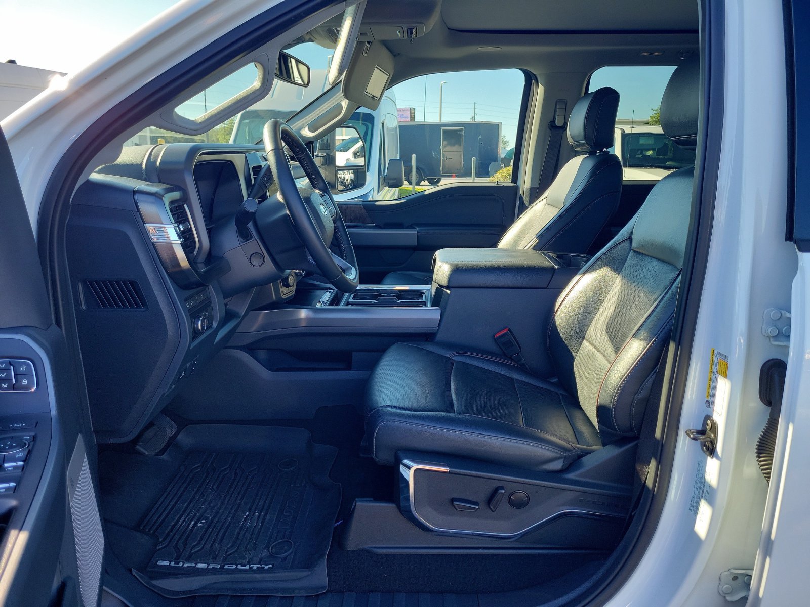 Certified 2024 Ford F250 Lariat w/ Lariat Ultimate Package AWD/4WD image 16