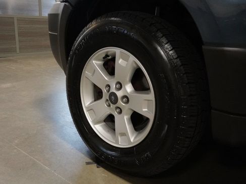 Used 2005 Ford Escape XLT AWD/4WD image 5
