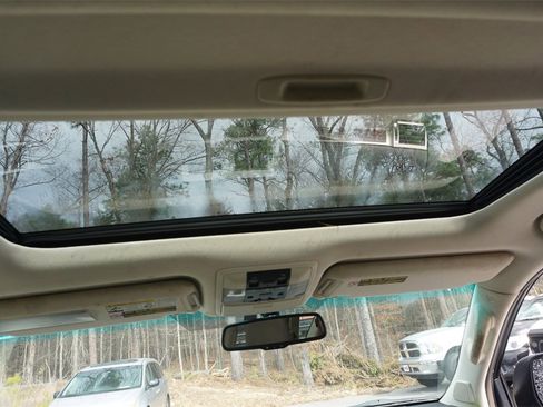 Used 2011 Lexus GX 460 image 14