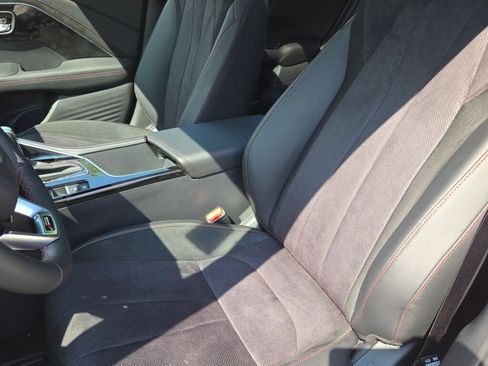 Certified 2025 Acura ADX A-Spec image 24