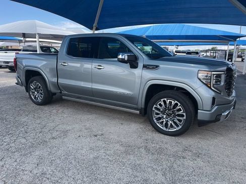 Certified 2026 GMC Sierra 1500 Denali Ultimate AWD/4WD image 3