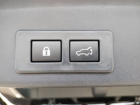 Certified 2025 Subaru Ascent Touring image 62