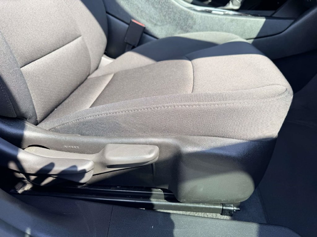 Used 2025 Chevrolet Malibu LT FWD image 8