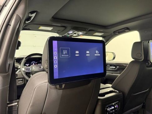 New 2026 GMC Yukon Elevation w/ Elevation Premium Package AWD/4WD image 29