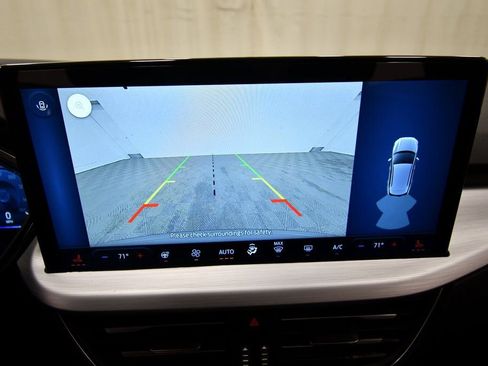 Used 2025 Ford Escape Platinum image 24