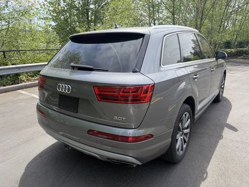 Used 2017 Audi Q7 3.0T Premium Plus w/ Premium Plus Package AWD/4WD image 5
